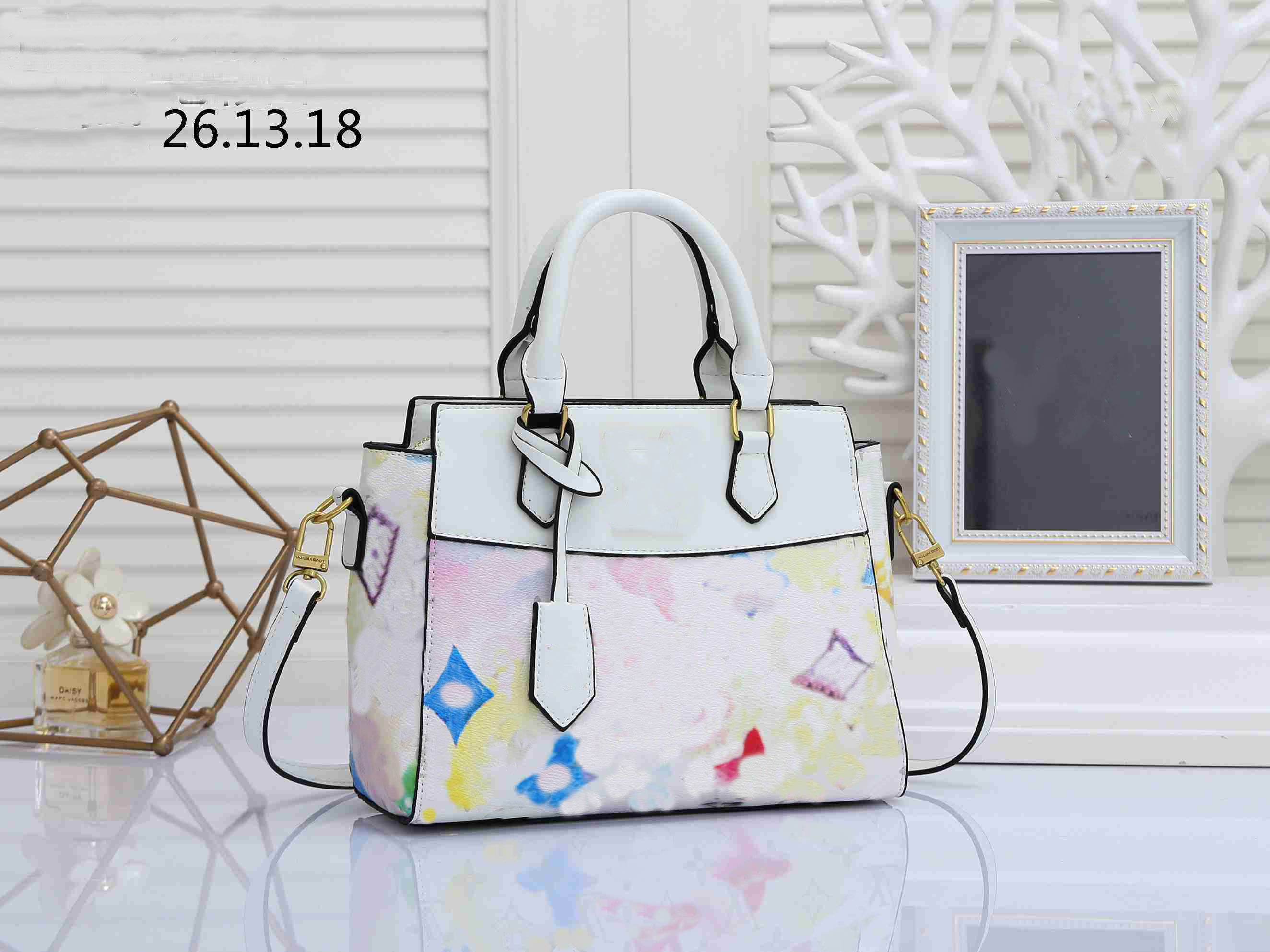 

Designers Luxury Bags For Womens Louiseity 1 Viutonity Handbags LVS Crossbody Shoulder The Tote Bag multicolour Capacity Versatile 7A High Quality wallet 3DZJ, Add freight