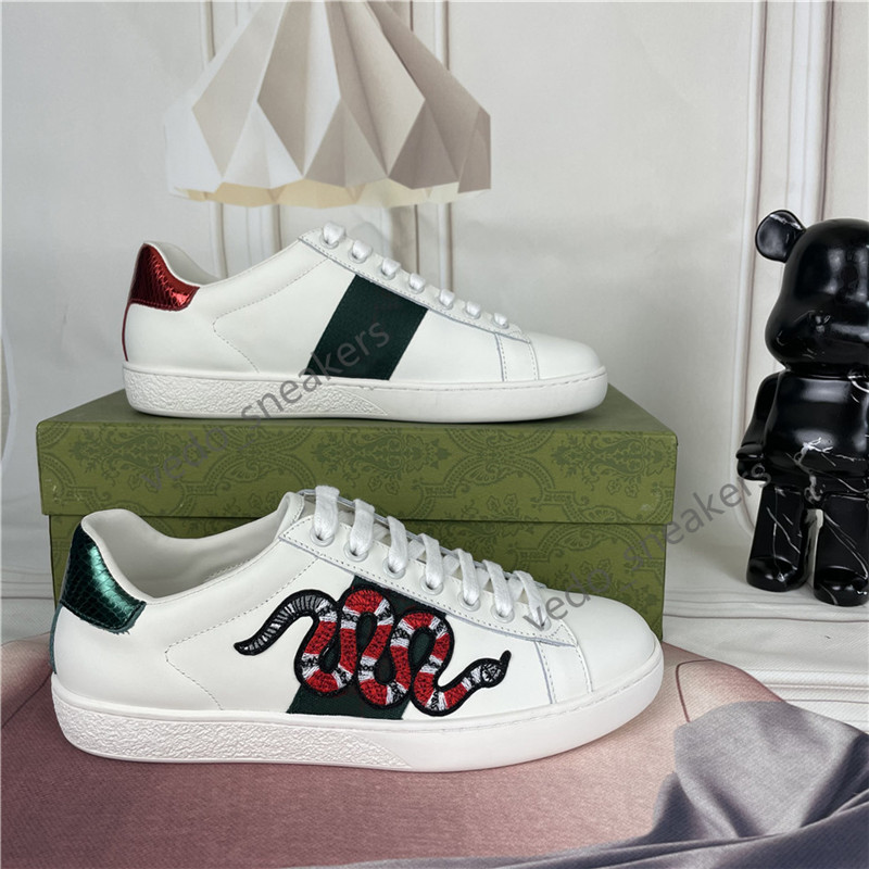 

Women Casual Shoes Low Top Luxury Designer Leather Male Sneakers Trainers Discount Snake Tiger Mens Shoe ACE Bee Embroidery Men Dress Shoes