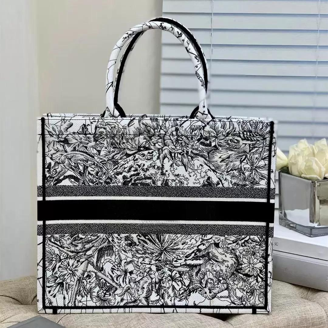 

Designers Shoulder tote Bags OP69 Woman Fashion Classic Handbags Embroidery Limited Edition Lady handbag high capacity Travel Shopping bag practical, Mode other model contact with us
