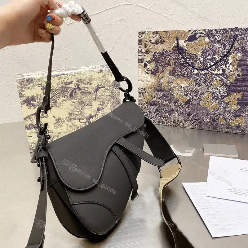 

Designer Saddle Oblique Jacquard Printed Crossbody Bag Fashion Women Shoulder Handbags Luxury Leather Canvas Black Luxuries Pink Cross Body Black Priting Bags, Actual pictures contact me