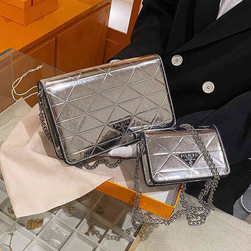 

Net Same Lingge Mirror Silver Mini Square Red Bag Single Shoulder Messenger Bag 2022 Spring and Summer New Style, Small black (14x11x5)