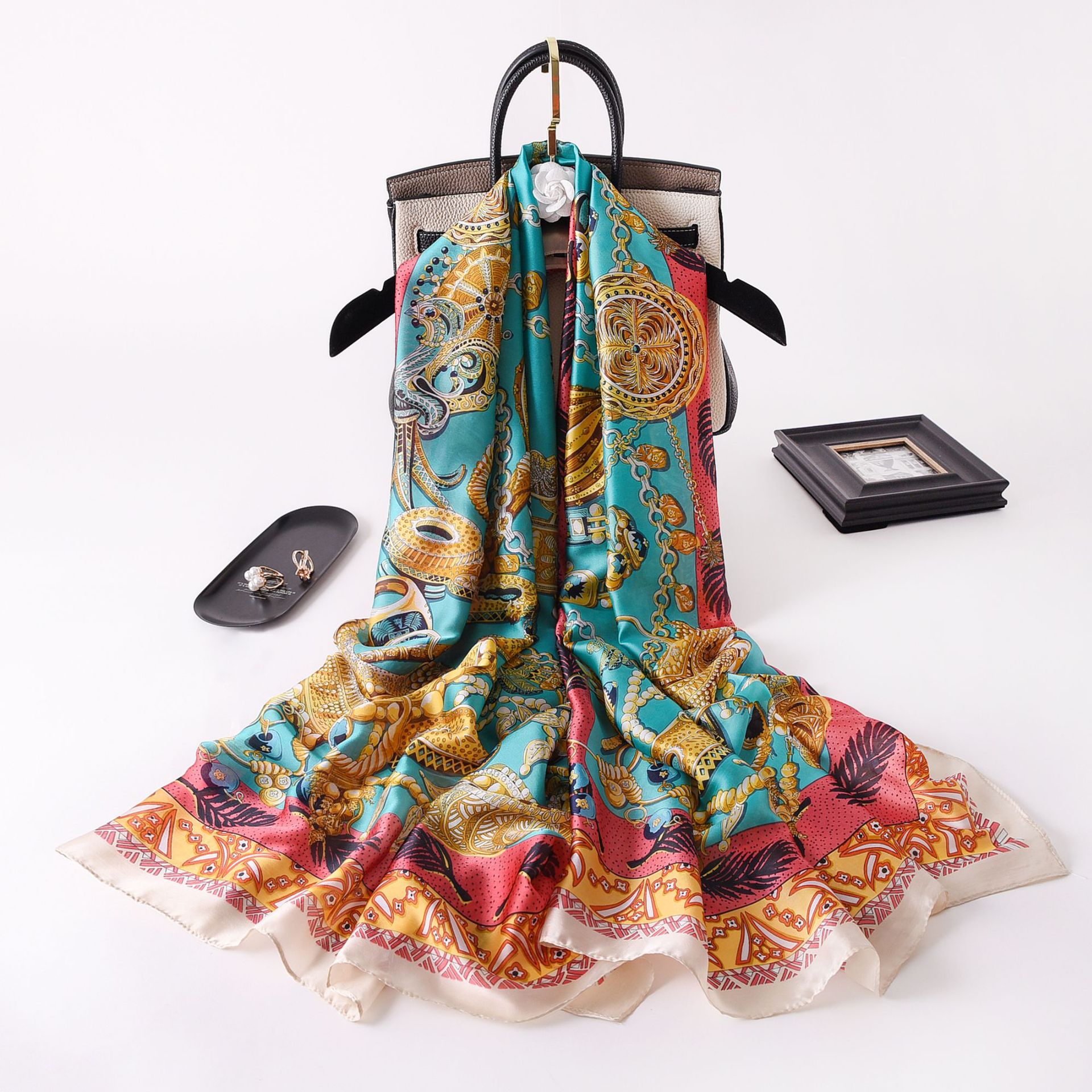 

Scarves Soft Designer Skeleton Skull Silk Scarf Luxury Women Punk Style Long Shawls Ladies Brand Hijab Foulard 1