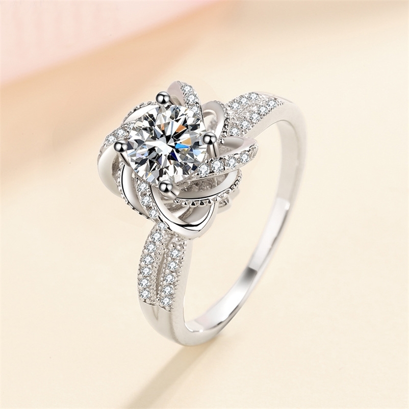 

Women 925 Sterling Silver Diamond Engagement Rings 1 CT VVS1 D Color Ring Fountain Wedding Band Fine Jewelry 220716