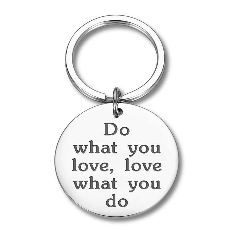 

Keychains Graduation Gifts Keychain For Son Daughter From Mom Dad Moms Motivational Birthday Keyring Women Him Men Boys Girls