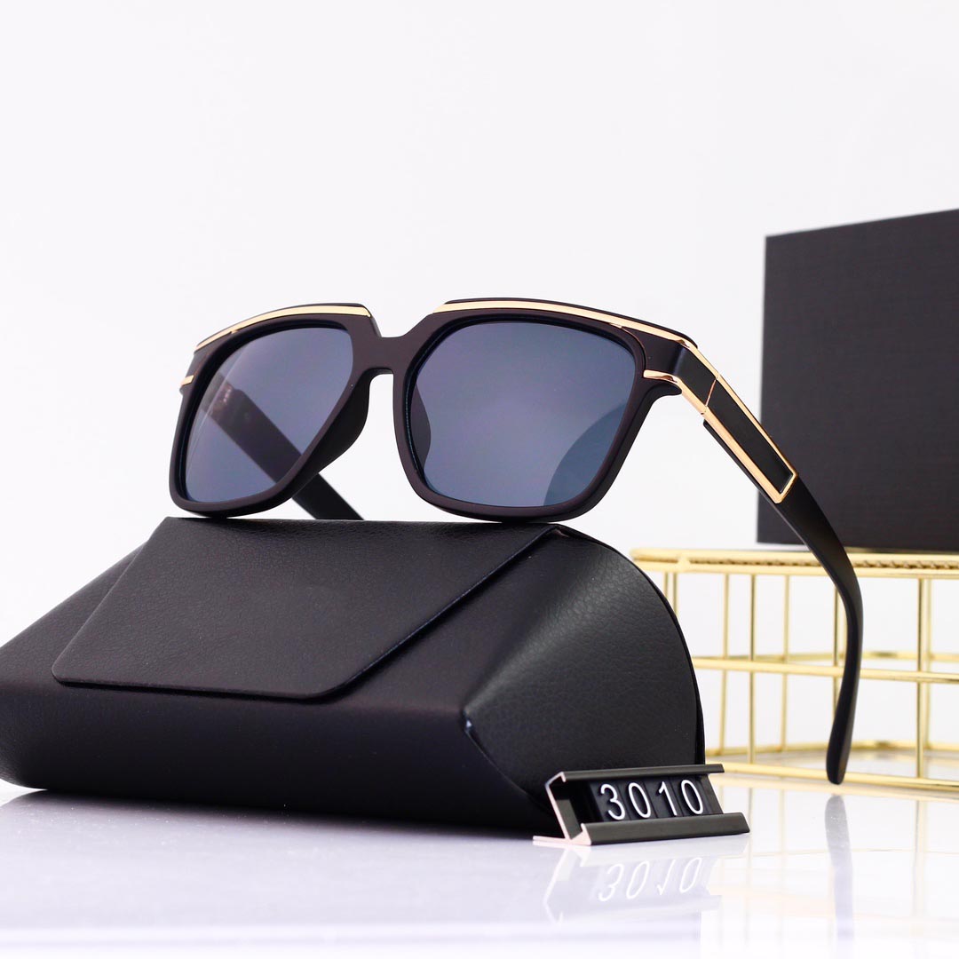 Lunettes de soleil de luxe concepteurs hommes et femmes mode classique lunettes de soleil de charme protection des yeux protection UV haute quali