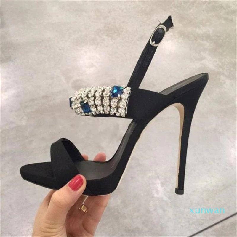 

Sandals 2022 Women Crystal Summer Fashion Black Blue White Thin High Heels Gladiator Sexy Party Prom Shoes