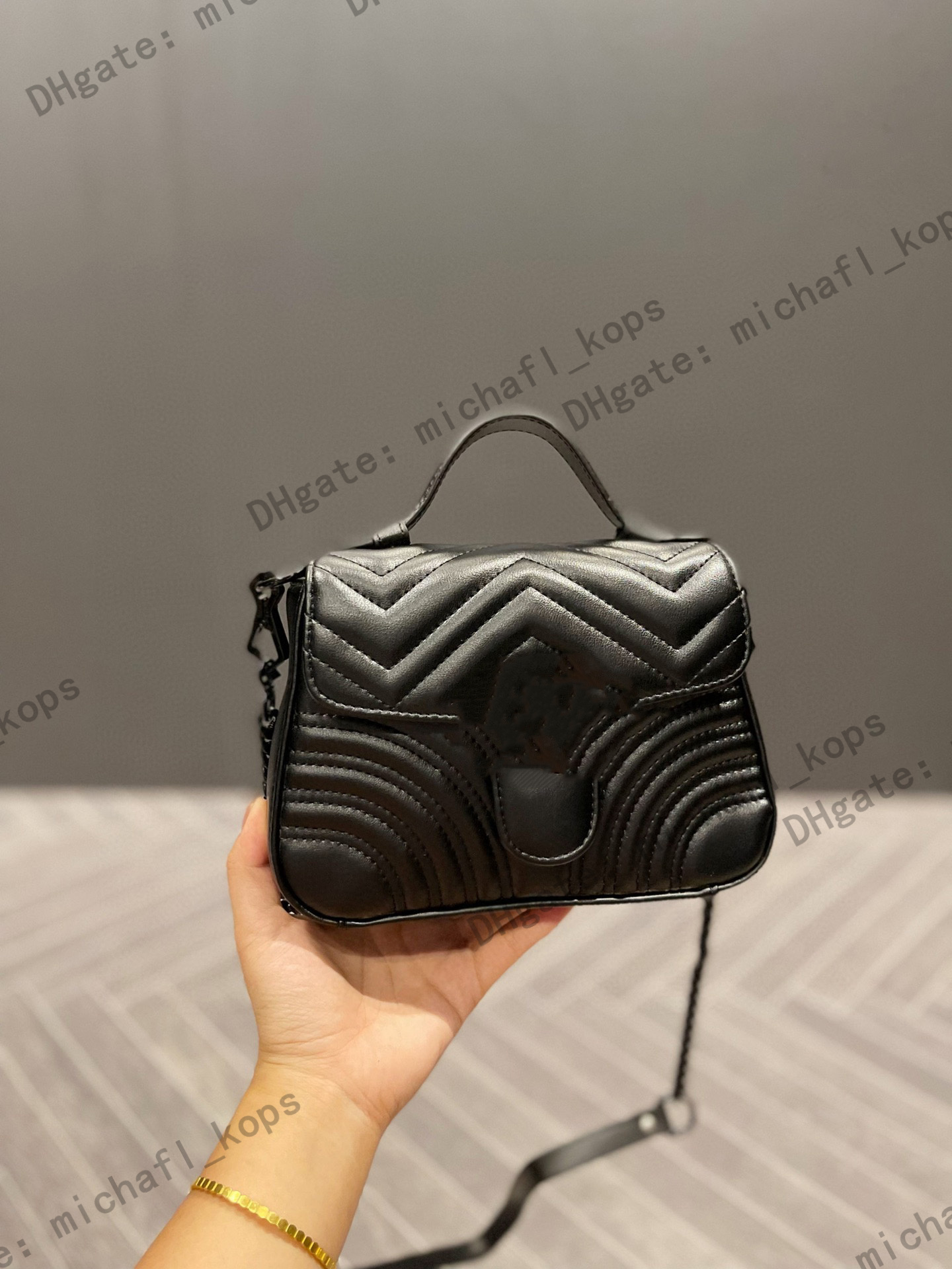 

5A quality designer Women Bag Marmont2022 Fashion black Logo Chain Head Layer cowhide Bag Crossbody Bag, Black black chain