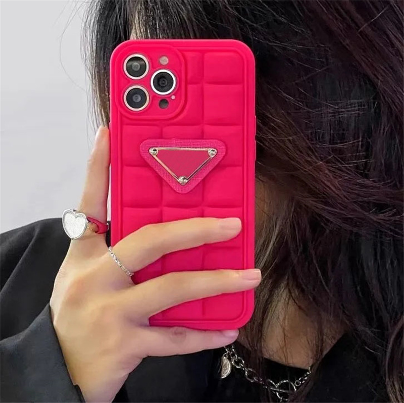 

Fashion Womens Mens Designer Phone Cases For Iphone X Xs 11 12 13 Pro Max Luxurys Brand Silicone Phone Fitted Case Solid Iphone Shell, Black