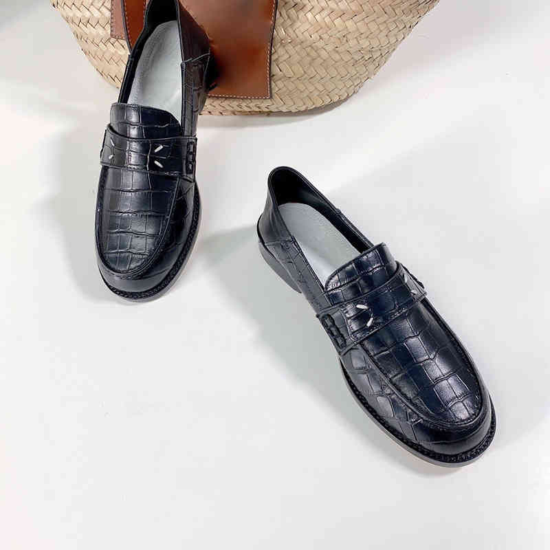 

Dresses Shoes Men Dressing Shoes Wedding Shoes For Women Womens Chains Knot Travel Walk Shoe Casual Comfort Breath Shoe 220613