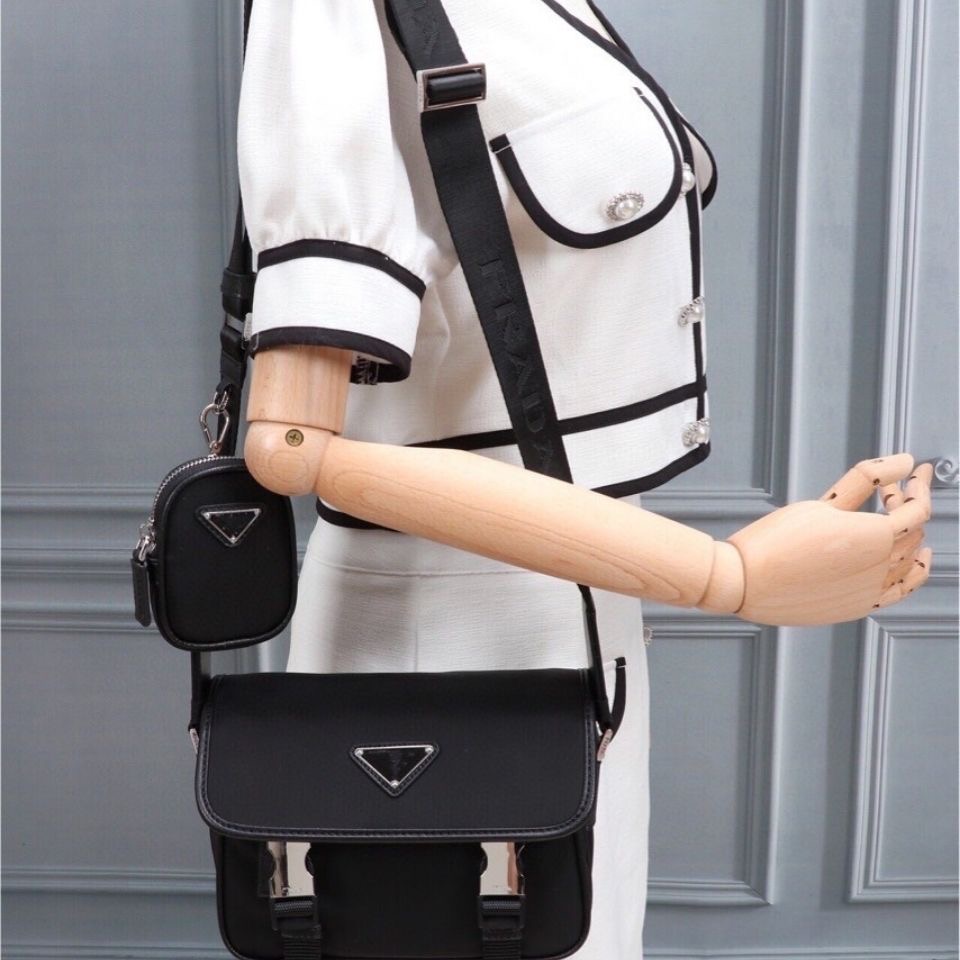 

Designer Bags Nylon Leather shoulder bag Women's Cross-Body Messenger Bag Male Purse, Black