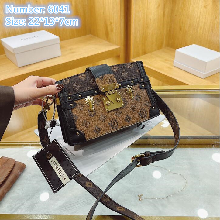 

Wholesale ladies leathers shoulder bags elegant double-sided color women handbag personalized rivet fashion messenger bag old color letters retro handbags, Brown-6041-(with tag)