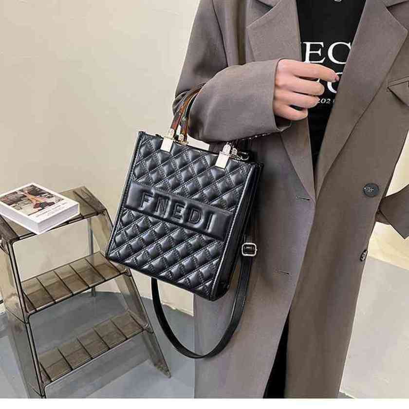 

20% off sitewide 2022 Top Design Luxury Bags JHIQ high texture Lingge portable tote women's bag trend versatile Messenger Bag, Black large size
