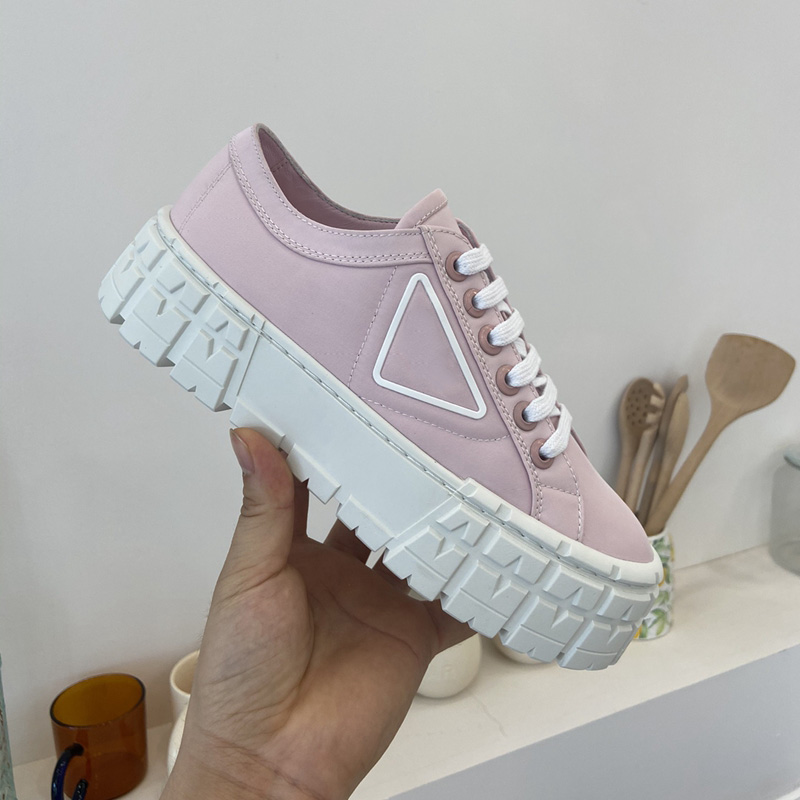 

Double Wheel Nylon Gabardine Sneakers For Women Designers Shoes White Blue Desert Beige Platform Sneaker Chunky Heel Trainers Inspired By Motocross Tires Defines