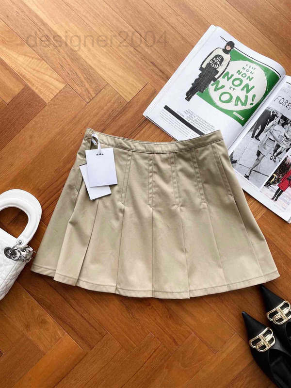 

Skirts designer 2022 New Khaki work style pleated skirt short Z888