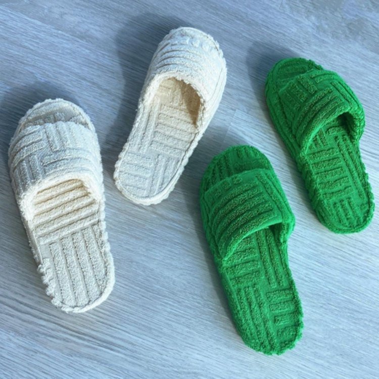 2022 Green Winter Nouvelle marque Femmes Slipper Fashion Fournsières de grande qualité