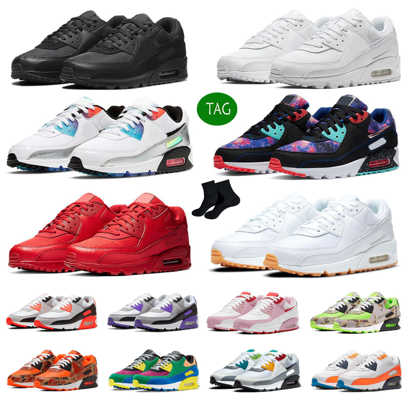 

Women Men Running Shoes Triple Black White Infrared Reverse Duck Camo Total Orange Outdoor Mens trainers Zapatos Designer Sneakers 36-45, Mesh triple white