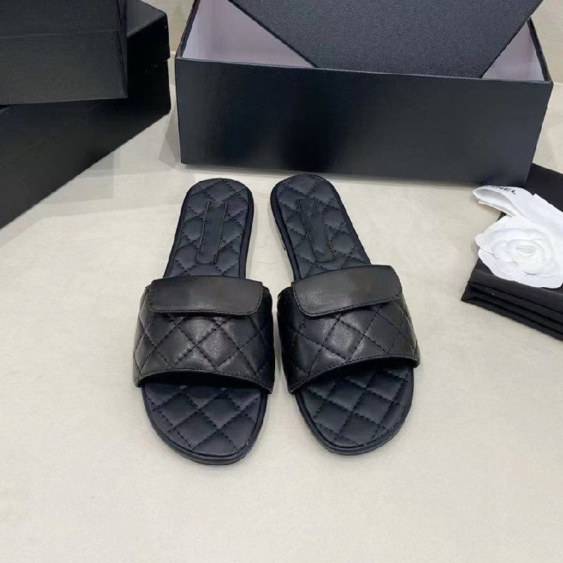 

7A Top Custom Slippers Designer Ladies One-Line Sandals Flat Heel Leather Rhombus Ins Classic Casual Versatile Fashion Luxury Beach Platform Outdoor Shoes, Black