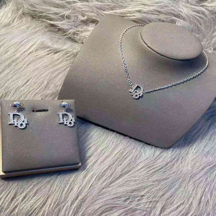 d Family Letter Diamond 2021 Brass Rhodium 925 Silver Needle 2022 Tide Brand Fashion Design Necklace Bracelet Ring Stud Earrings