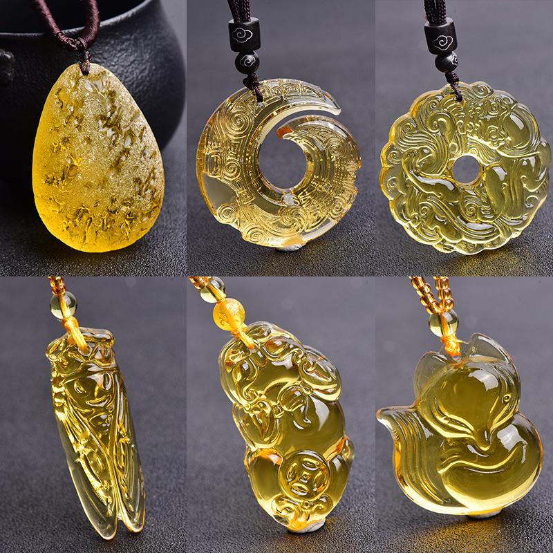 

Pendant Necklaces Unisex Citrine Exquisite Pixiu Ward Off Evil Golden Cicada Auspicious Cloud Buckle Necklace Men Women Lucky JewelryPendant