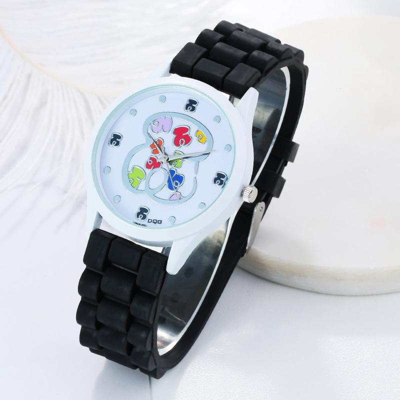 

Wristwatches Women Fashion Colorful Silicone Jelly Quartz Watch 2022 Men Outdoor Sports Wristwatch Analog Female Male Bear Clock Relogio, Black