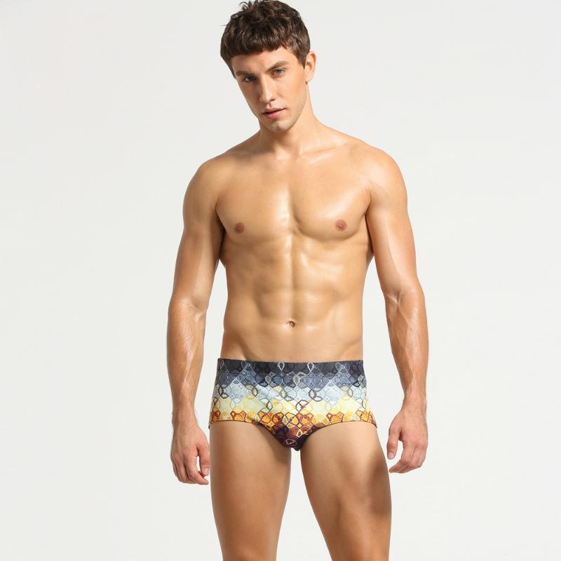 

Men's Shorts B34 Sexy Bright Low Waist Tight Men Swimwear Summer Vacation Swimming Surf Bikinis Swim Trunk Briefs SwimsuitsMen's, Black