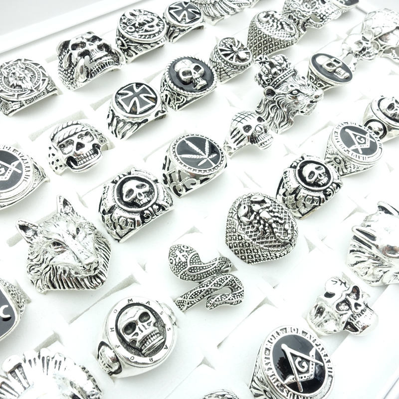 

Wholesale 50pcs/Lot Vintage Punk Rings for Men Women Fashion Jewelry Finger Accessories Silver Color Snake Skull Animals
