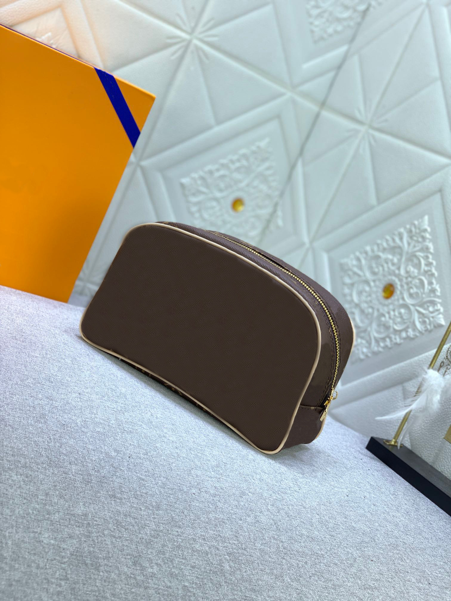 

TOILETRY BAG 25 Women cosmetic bags travel toilet pouch designer beauty case men wash bags make up purse handbag, Black