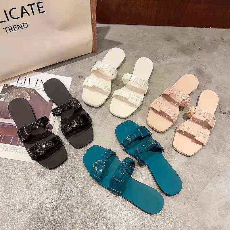 

g Family's Summer Chain Flat Bottomed Flip Flops, White