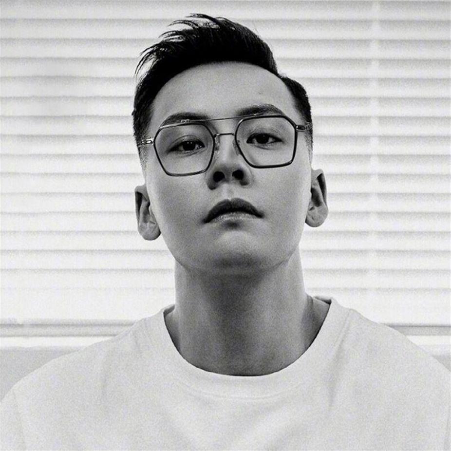 Lunettes de soleil de mode Frames Glasse de prescription Men Croxin Caxe Caxe Myopie Femmes Anti Blue Light Designer Punk Style Accessor2309