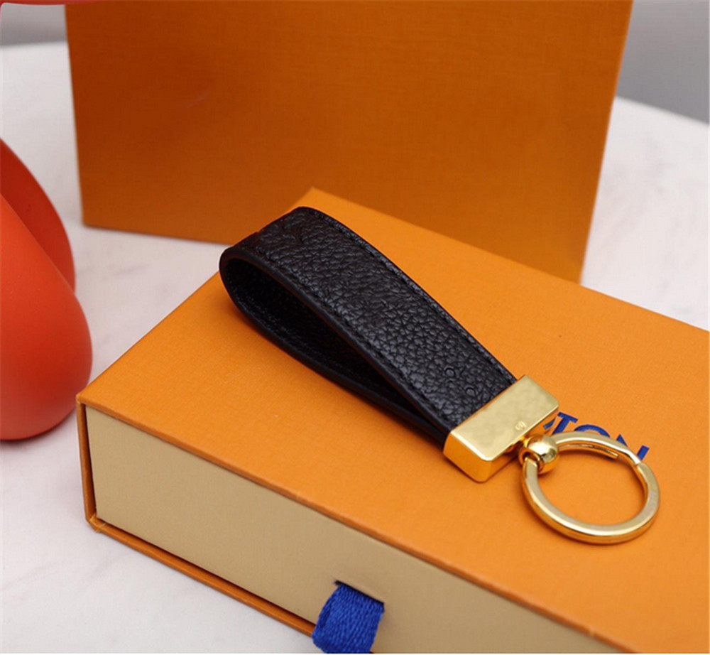 2022 Designer Keychain Key Chain Buckle Keychains LoVers Handmade Leather Keyring Pendant Accessories 5 Color with Box Dust Bag