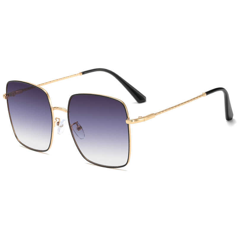 

Wanghong new square versatile fashion UV proof metal trend street shooting Sunglasses