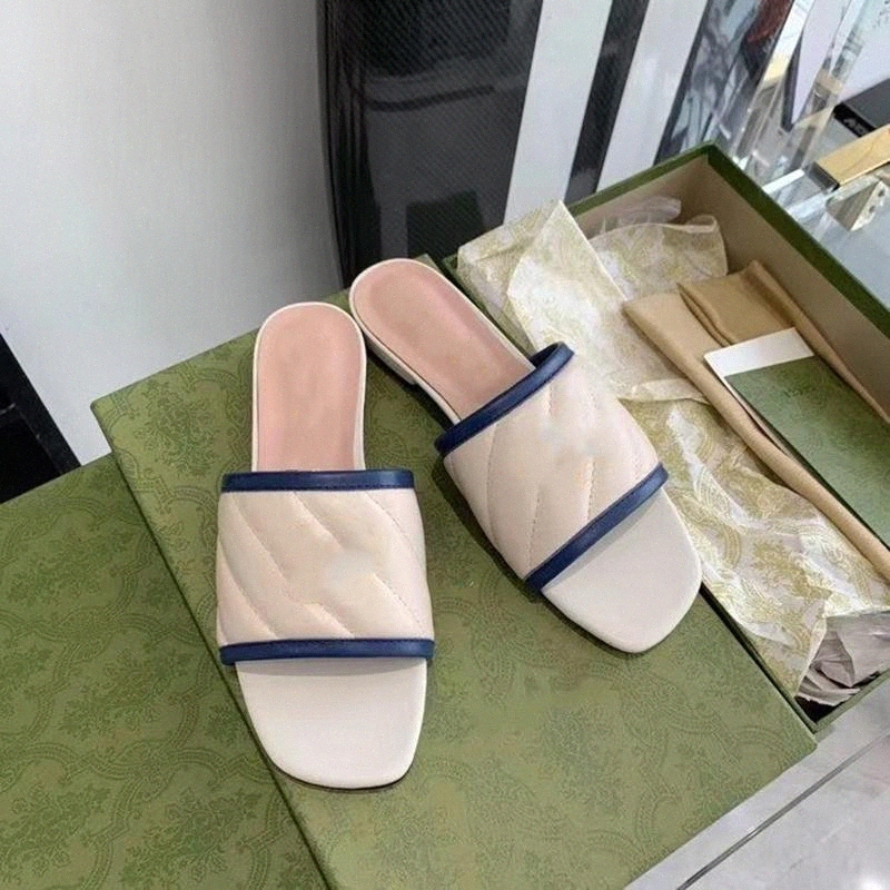

Leather Sandal Designer women Slides sandal Flip flops Slipper Metal Chain Fashion Summer Beach Bee D5om#