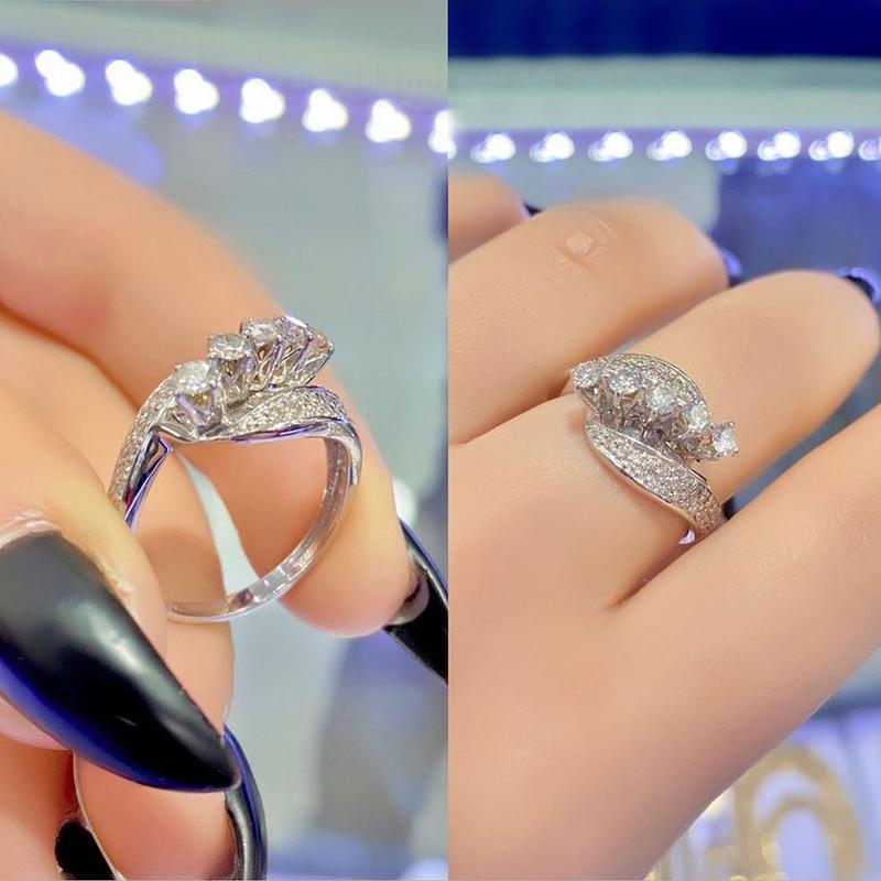 

Wedding Rings Huitan Novel Design Engagement For Women Silver Color White Cubic Zirconia Unique Female Ring Gift Fashion JewelryWedding