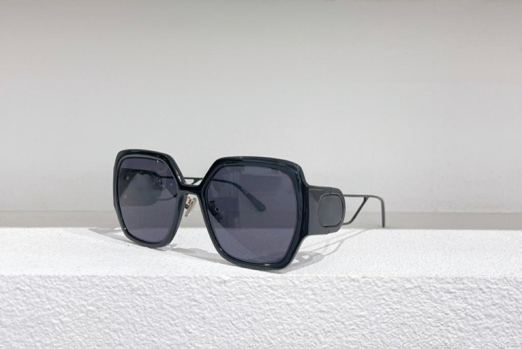 Lunettes de soleil pour femmes pour femmes hommes verres soleil mens 30montaigne S6U Le style de mode protège les yeux UV400 la qualité supérieur