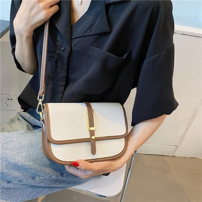 

Evening Bags Color Contrast Female 2022 Shoulder Bag Ladies Messenger Luxury Designer Purse Mobile Phone Summer Handbags, Black