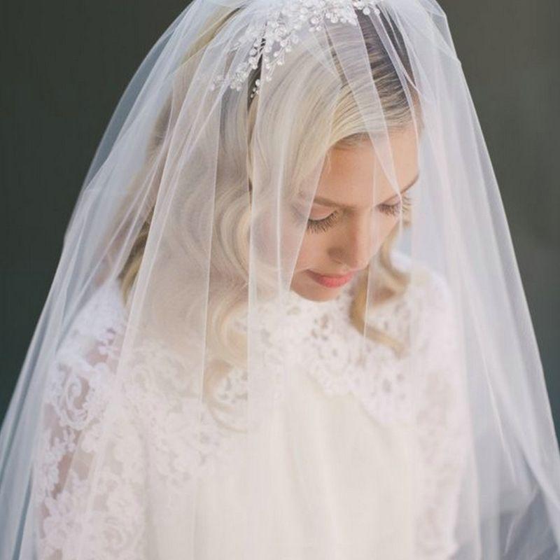 

Bridal Veils Minimalist Simple Style 2 Tier Double-Layer Women Mesh Fingertip Length Wedding Veil Plain Pleated Drape With, White