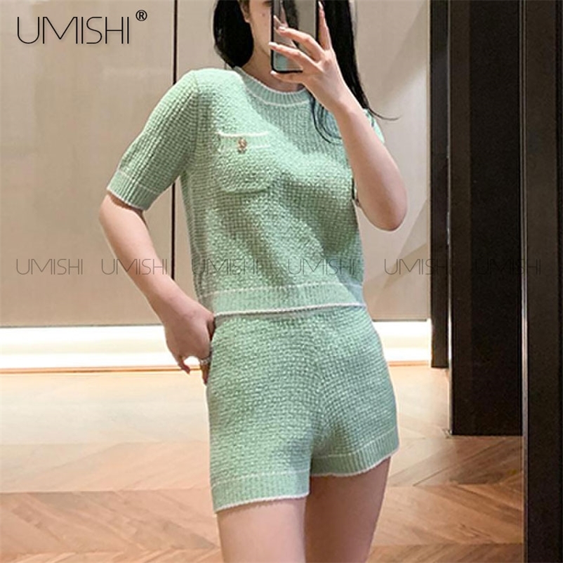 

Buttons Pocket Short Sleeve O Neck 2 Piece Set T shirt Shorts Knitted Suits Women Summer French Elegant Sweet Wind Outfits 220616, Olive green set