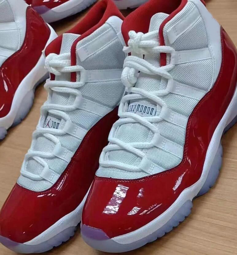 top 11 Cherry men Basketball shoes womens 11s White Varsity Red-Black Outdoor Sports Sneakers CT8012-116 With Original Box size us 7-13