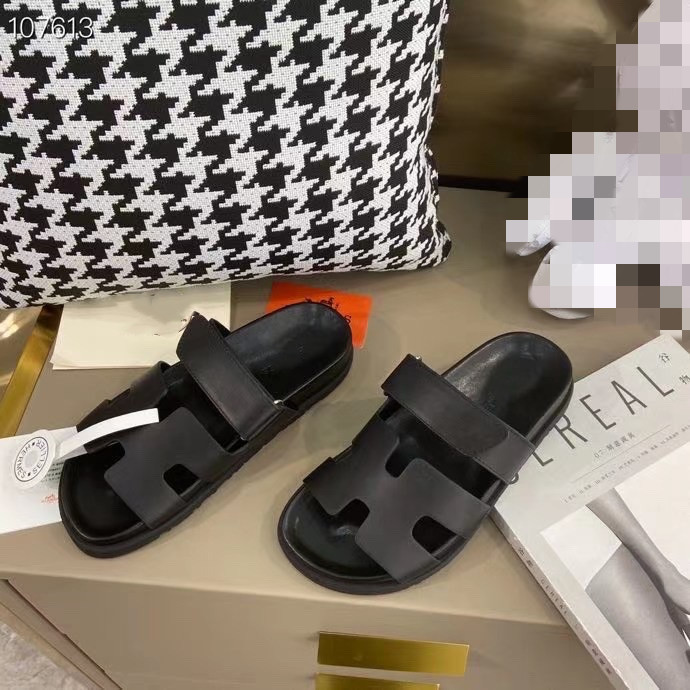 

Beige Patent Lady Green Calfskin Beach Sandals Black Slippers Designer Luxury Slides Outdoor Summer Shoes Purple 0312, 07