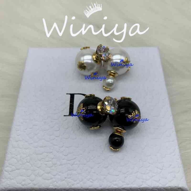 

Factory Outlet High Quality New Letter Diamond Inlaid Pearl Earrings Female Asymmetric Personalized Fashion Earrings