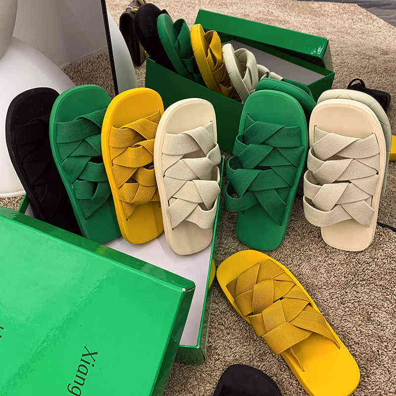 

2022 Summer Ins Two Slippers, Women's Light Wear Woven Elastic Roman Sandals, Korean Version, Yellow