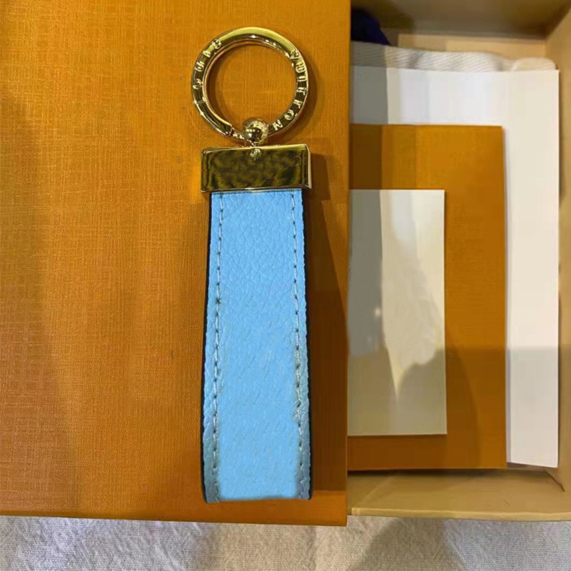 

2022 fashion new basketball key ring classic V letter beige coin purse keyring men and women leather bag pendant defense keychain