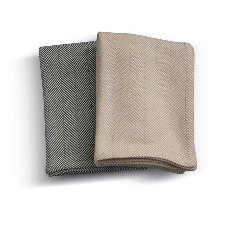 

130-180cm European Cashmere Blanket Crochet Soft 100% Wool Shawl Portable Warm Sofa Travel Fleece Knitted double-sided Blankets 3 Colors winter warm skin friendly