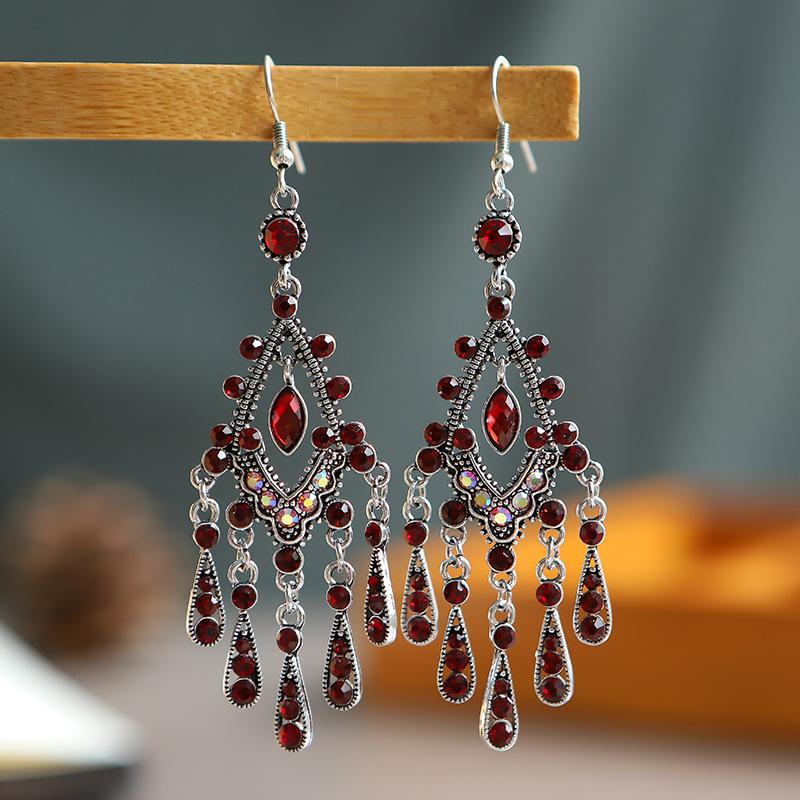 

Dangle & Chandelier Bohemian Women's Red Rhinestone Tassel Wedding Earrings Retro Ethnic Geometric Rhombus Hollow Crystal Earring Jhumka