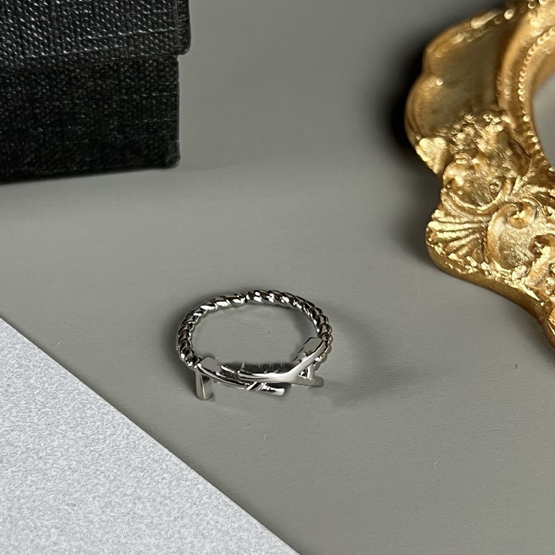 Designers Ring Gold Twist The Rings For Womens Jewelry Luxurys Fashion Silver Y Ring Engagements Box New 22060806R
