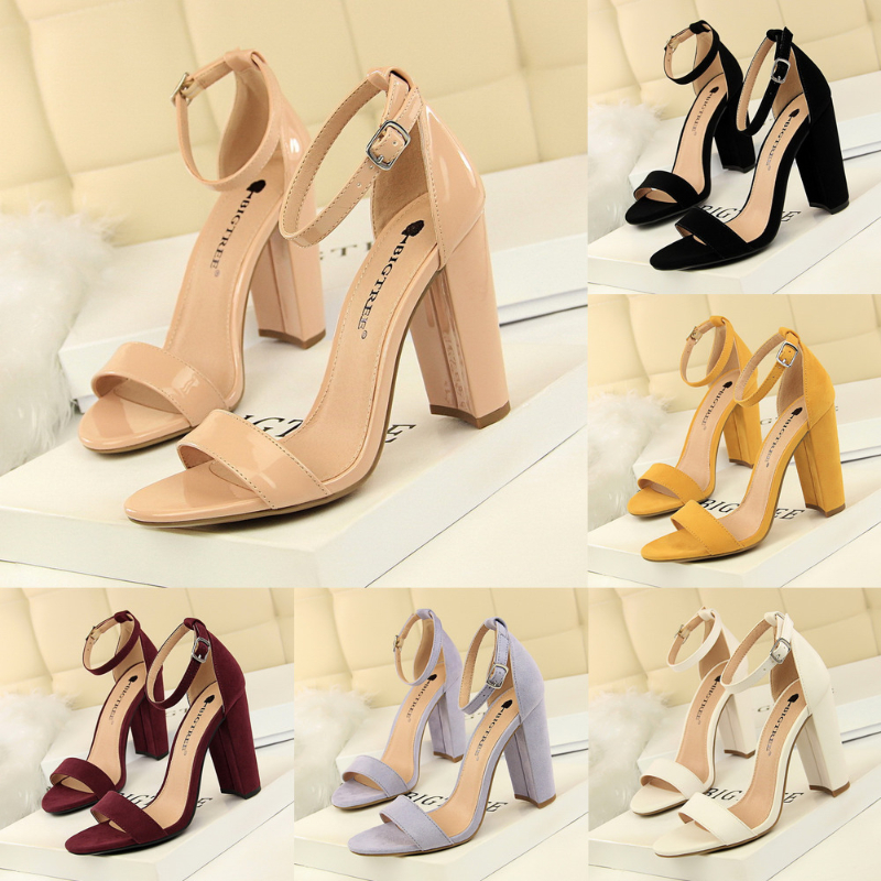 

2022 Classic luxury women's work dress shoes summer fashion simple 9.5cm thick high heels sexy nightclub one line Ladies chunky heel sandals, Black