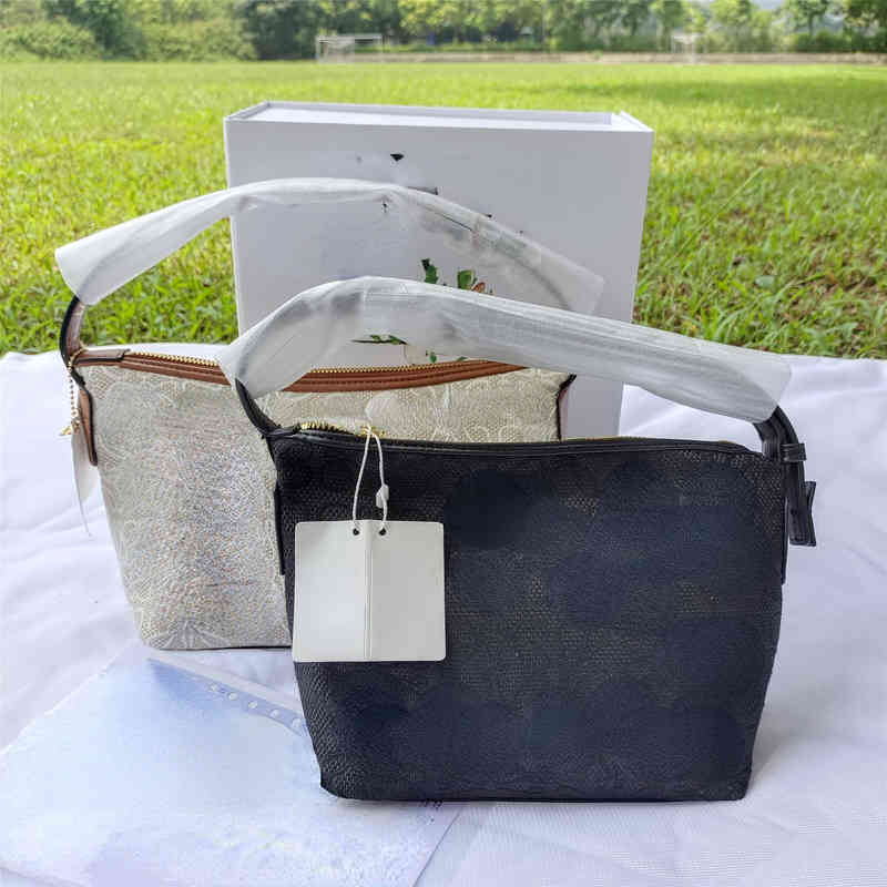 

Cubi women's bag 2022 new embroidery lunch box leather one shoulder portable canvas armpit bag, Black