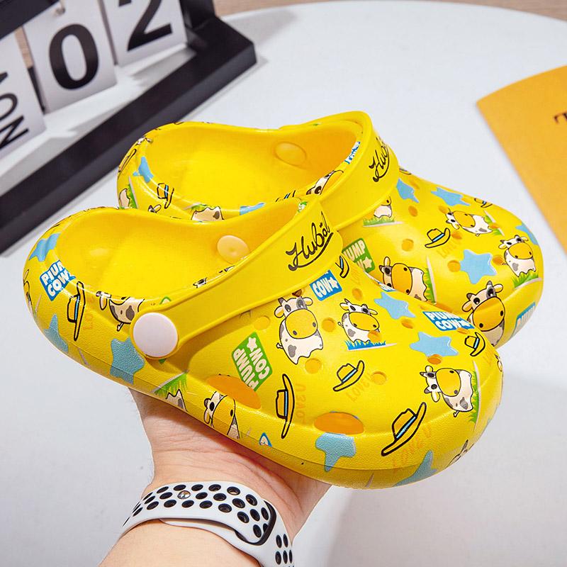 

Slipper Fashion Children Garden Shoes Boys Girl Cartoon Summer Slippers High Quality Kids Beach Anti-Slip Baby Toddler Light Clogs, Blue