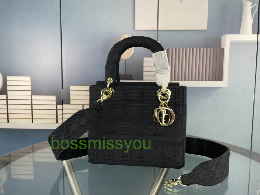 

Bag Designer Bags Christain Style Sheep Leather Handbags Dioo 2022 Women One Shoulder Messenger Handbag Queen's Luxury Atmosphere Dios Lady Bag Pj21, As pic
