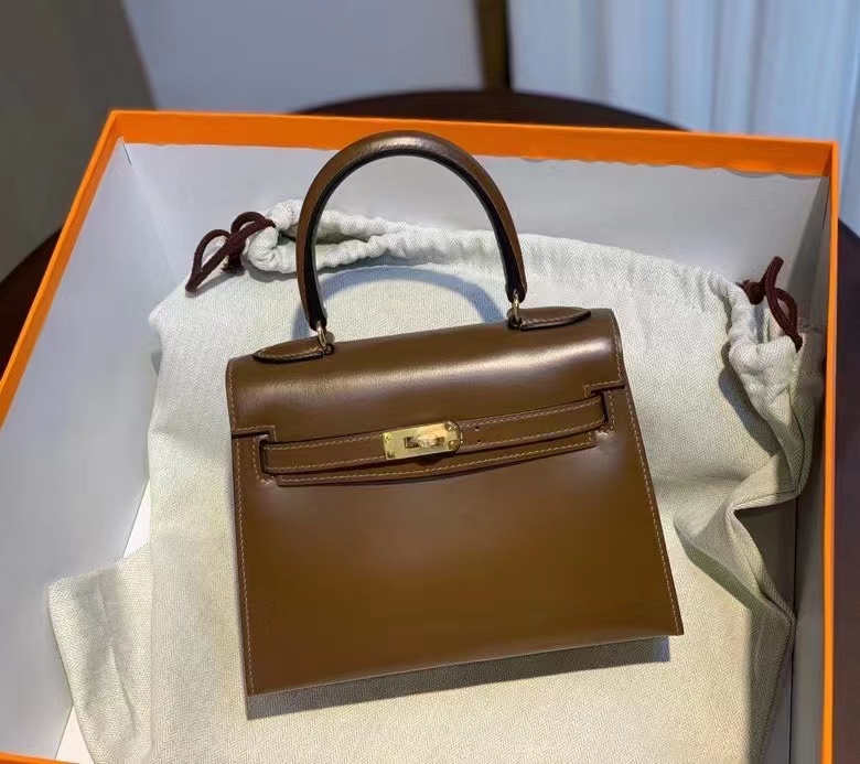 

Genuine skin customied products bags luxury handbags handle bag custom your own ideas lady Designer quality Box leather handmade artwork fashion Sequined bags, Red